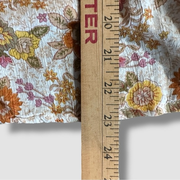 Cynthia Rowley Floral Short Flutter Sleeve Blouse Medium Cream Orange Pink Boho - Picture 9 of 9